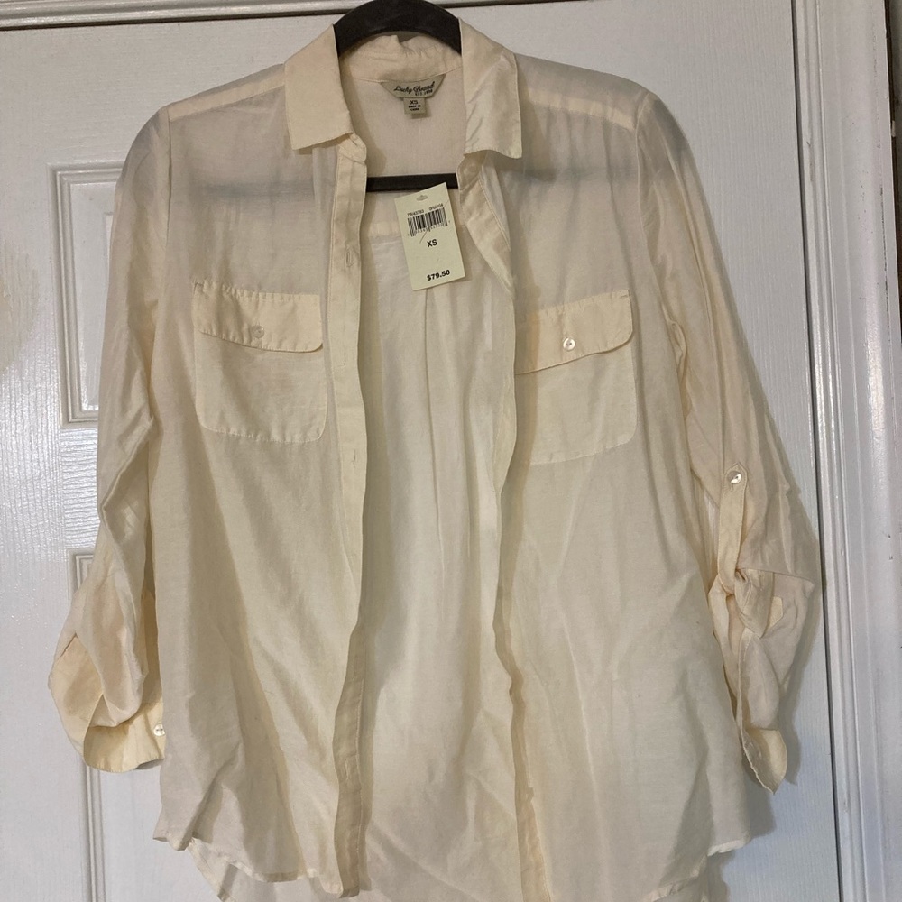 NWT Cream colored top XS by Lucky Brand